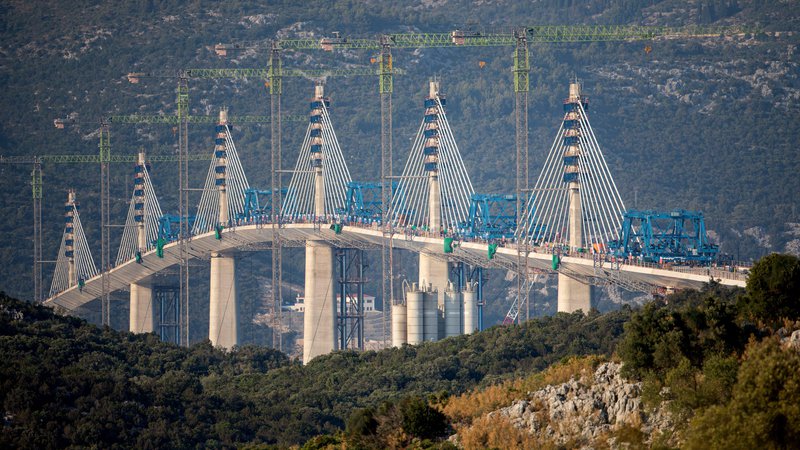 Infrastrukturni projekti v Sloveniji in na Hrvaškem v velikem razmahu